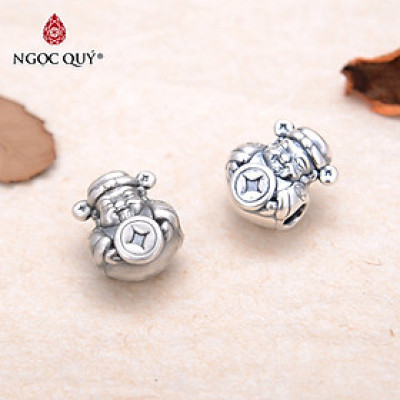 Charm bạc thần tài xỏ ngang - Ngọc Quý Gemstones