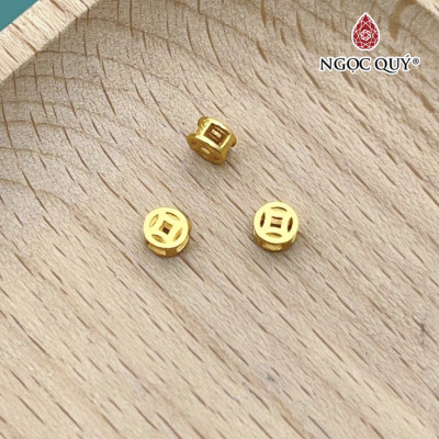 Charm kim tiền mạ vàng xỏ ngang - Ngọc Quý Gemstones