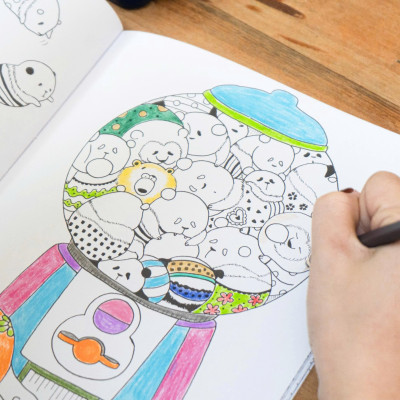 Sách tô màu Một triệu...(cuốn sách mang phong cách kỳ lạ, thú vị nhất) - Đinh Tị Books