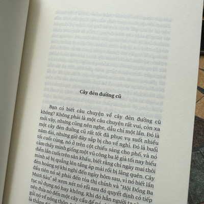 [Combo 2 cuốn] MỘC THẦN NỮ - MỘT CÂU CHUYỆN TỪ NHỮNG ĐỤN CÁT - Andersen - Cao An Vũ dịch - Xuất Bản Khác - NXB Hội Nhà Văn