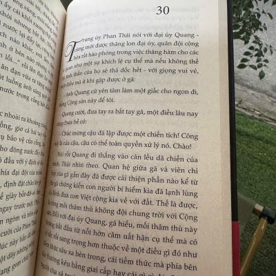 [Ấn bản kỷ niệm 80 năm Cách mạng tháng Tám và Quốc khánh 2/9] MƯA ĐỎ – Chu Lai – Vietnambook