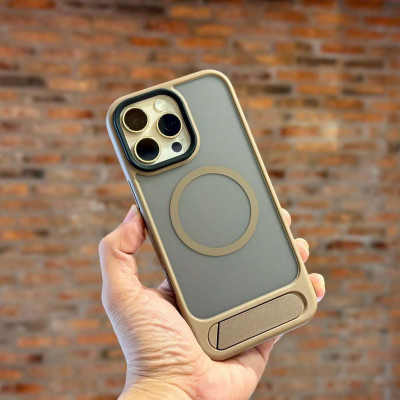 Ốp lưng cho iPhone 16 Pro , iPhone 16 Pro Max hiệu Likgus VALOR hỗ trợ sạc từ , lưng nhám viền màu có giá đỡ kim loại , chống sốc chống va dập thời trang cao cấp - Hàng chính hãng