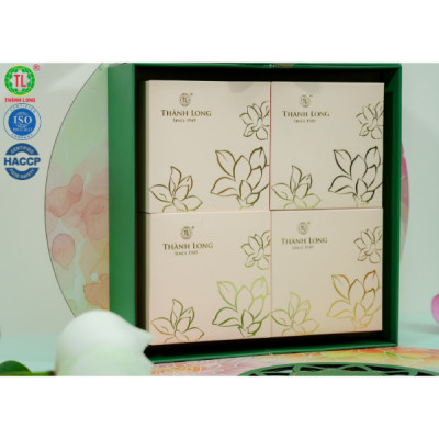 Bộ hộp Bánh trung thu 4 bánh 1 trứng 150g - Phát Đạt - Thành Long - 600g - VIỆT NAM