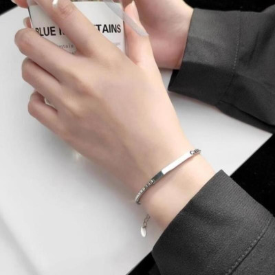 [Ghi Chú] Lắc kèm tên cặp đôi vuông nam nữ Khắc Tên theo yêu cầu thuần Việt có sẵn