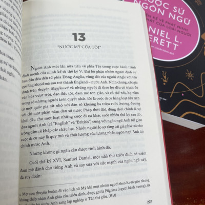 CUỘC PHIÊU LƯU CỦA NGÔN NGỮ ANH – Tiểu sử Anh ngữ từ năm 500 đến năm 2000