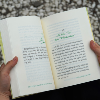 Sách - An Lạc Giữa Dòng Đời - Vĩnh Nghiêm Books