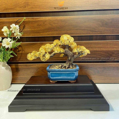 chậu tùng la hán dát vàng (20x26x9cm) MT Gold Art- Hàng chính hãng, trang trí nhà cửa, phòng làm việc, quà tặng sếp, đối tác, khách hàng, tân gia, khai trương 