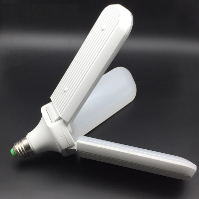Đèn LED 3 cánh quạt đuôi E27 - hàng chuẩn 45W gồm 3 cánh xếp tùy ý - ánh sáng trắng siêu sáng (phù hợp với mọi không gian nội ngoại thất) 