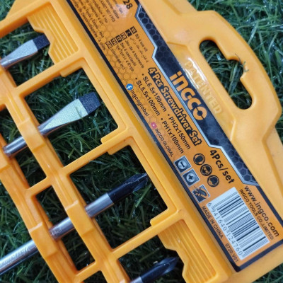 BỘ TUỐC NƠ VÍT BAKE VÀ DẸP 4 CHI TIẾT INGCO HKSD0428 - HÀNG CHÍNH HÃNG