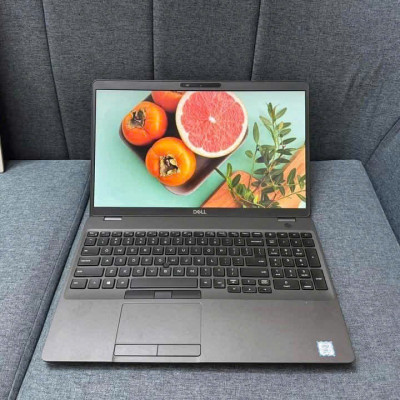 Laptop Dell Latitude 5500 Core i5-8350U, RAM 8GB, SSD 256GB - Hàng chính hãng