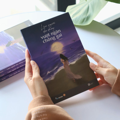 Sách - Làm Người Dịu Dàng Vượt Ngàn Chông Gai