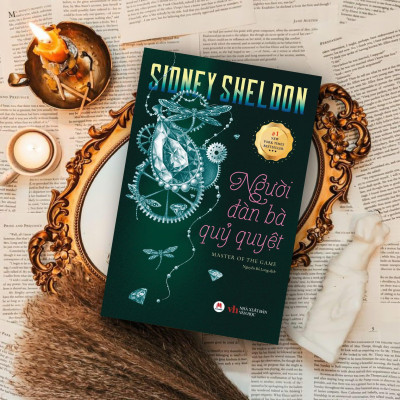 Sách - Người Đàn Bà Quỷ Quyệt