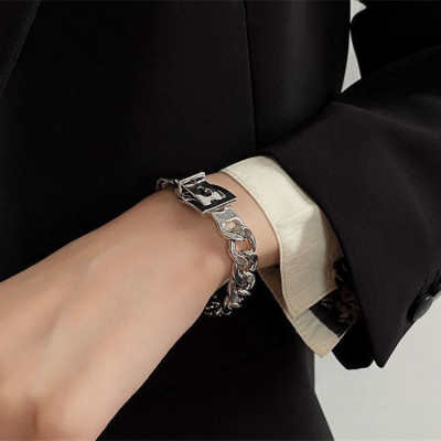 Vòng tay lắc tay xích titan belt bracelet