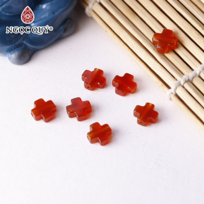 Chữ thập xỏ ngang đá mã não đỏ làm vòng tay, phụ kiện handmade 8mm mệnh hỏa thổ - Ngọc Qúy Gemstones