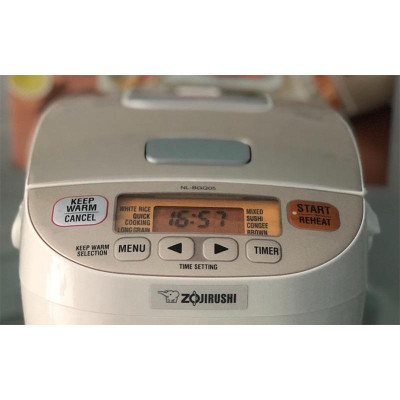 Nồi cơm điện tử Zojirushi NL-BGQ05-WA, dung tích 0.5L, công suất 450W, bảo hành 1 năm | HÀNG CHÍNH HÃNG