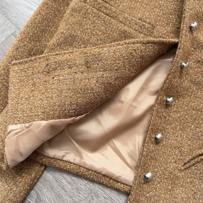 Áo khoác dạ nâu sang chảnh chuẩn xịn