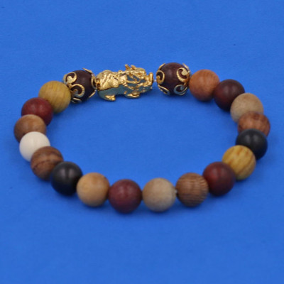 Chuỗi đeo tay Gỗ Đàn Hương 8 màu 8 ly - cẩn Tỳ Hưu Phong Thủy inox vàng VGDHMTHHKV8