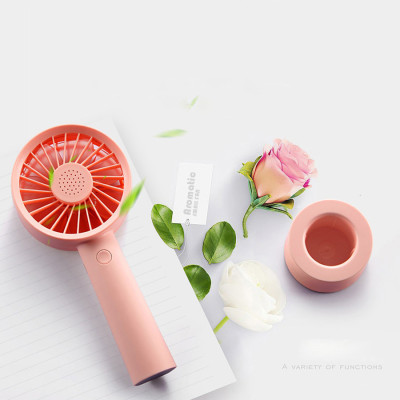 Quạt Mini Khuếch Tán Hương Liệu Cầm Tay Damas QX01 - Thiết Kế Chân Đế Quạt Để Bàn Tiên Lợi Tặng Kèm Dây Sạc - Pin Khủng 2000 mAh Với 3 Mức Độ Gió Lan Tỏa Hương Thơm  - Hàng Chính Hãng
