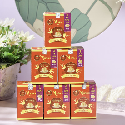 Yến Sào Chưng Hạt Sen Nhân Việt 30% Yến Nguyên Chất Hũ 70ml