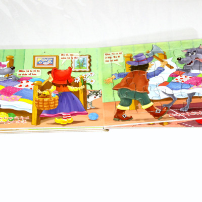 Sách xếp hình Tia Sáng - Cô bé quàng khăn đỏ