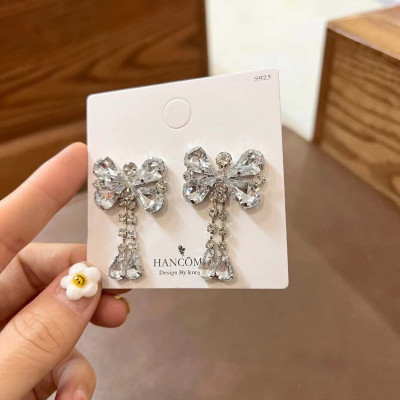 Earrings nữ đeo tai hình nơ bản to cao cấp