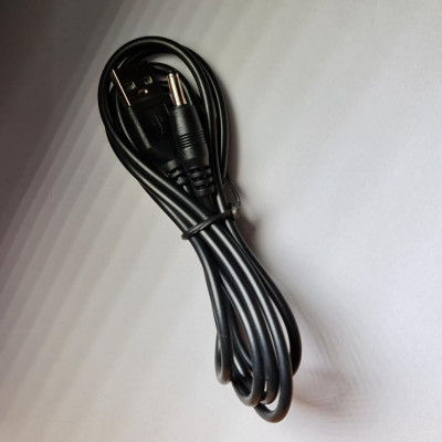 Dây nguồn USB ra đầu tròn loại tốt, chuẩn 3.5mm dài 120cm