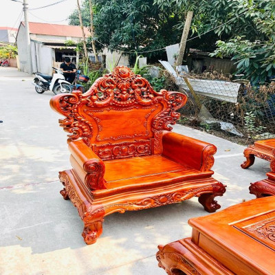 Bộ bàn ghế hoàng gia Louis vách trơn gỗ hương đá ( Chị Thuỷ - Hải Phòng )
