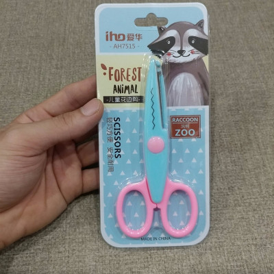 Kéo Răng Cưa AH 7515 - Mẫu Ngẫu Nhiên