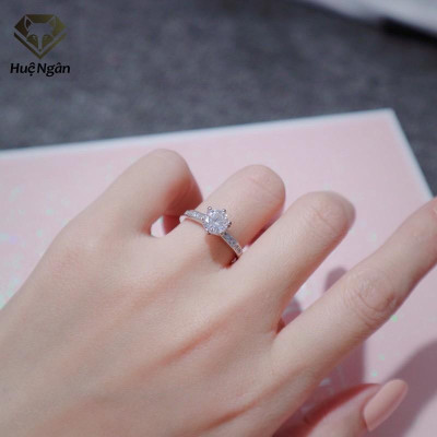 Nhẫn bạc 925 Huệ Ngân - 6 chấu Viền đá 6 li RR1561