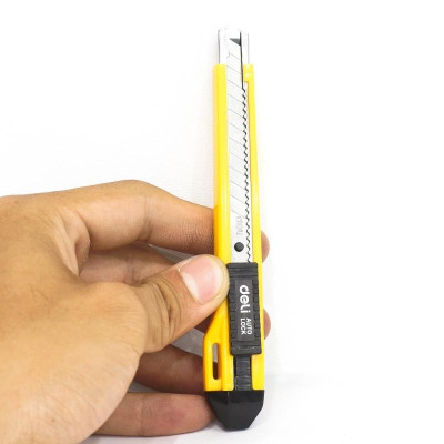 Dao Trổ 2 Lưỡi Nhỏ Khóa Tự Động Deli 2031