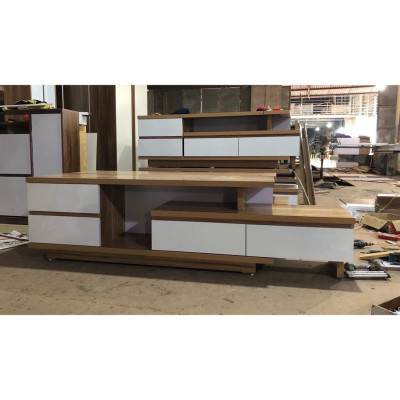 Kệ tivi thông Minh gỗ Min 1m4 rút ra 2m2