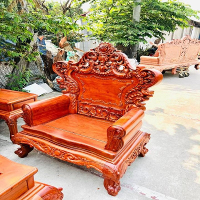 Bộ bàn ghế hoàng gia Louis vách trơn gỗ hương đá ( Chị Thuỷ - Hải Phòng )