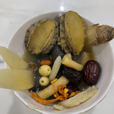 Bào ngư Chile ( size 20-24 con)- 1kg