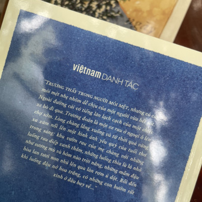 (Combo 2 cuốn Việt Nam danh tác) BƯỚM TRẮNG và NGÀY MỚI – Nhất Linh và Thạch Lam – Nhã Nam – NXB Hội Nhà Văn (Bìa mềm)