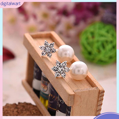 Đôi khuyên tai đính đá và ngọc trai giả xinh xắn dành cho nữ