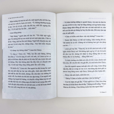 Sách - Ngôi nhà bên bờ biển xanh thẳm (AZ Việt Nam) - Bìa mềm - 640 trang