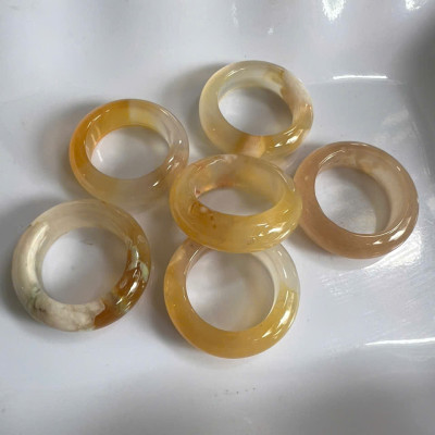 Nhẫn Nữ mới Đá Mã Não Bông Vàng Trắng Đậm Nhạt Bóng Đẹp Ni 17mm Cao 7mm Dầy 4mm Chị em Nữ mệnh Kim mệnh Thủy mệnh Thổ đeo lên tay xinh xắn may mắn ạ