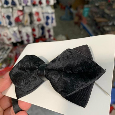 Nơ đeo cổ nam gấm lụa in hoa Hồng chìm