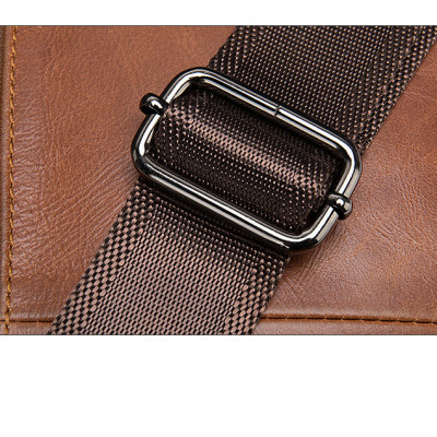 Túi đeo chéo nam DA BÒ THẬT – BEE GEE DCN9336A