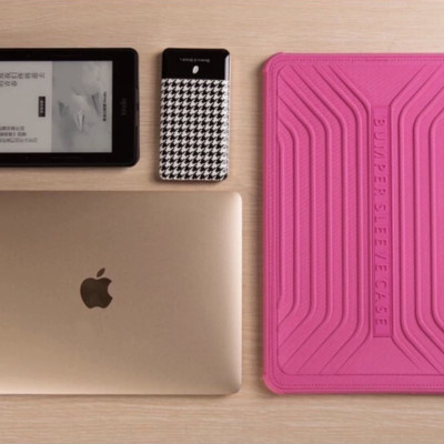 Túi Chống Sốc Wiwu Voyage Dành Cho Macbook Chất Liệu TPU Của BAYER Chuyên Dùng Khung LYCA Cao Cấp - Hàng Chính Hãng 