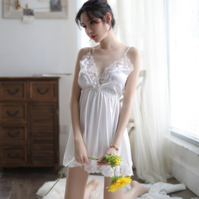 Váy ngủ lụa thái ren ngực - Màu trắng