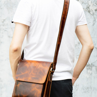 Túi đeo chéo nam DA BÒ THẬT phong cách mới  - BEE GEE DCN9216