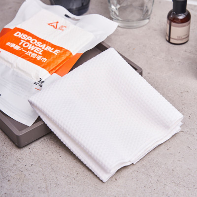 Khăn mặt khô đa năng dùng 1 lần lau khô, lau ướt - Kích thước 72x32 - Cuộn 10 khăn - Hàng chính hãng