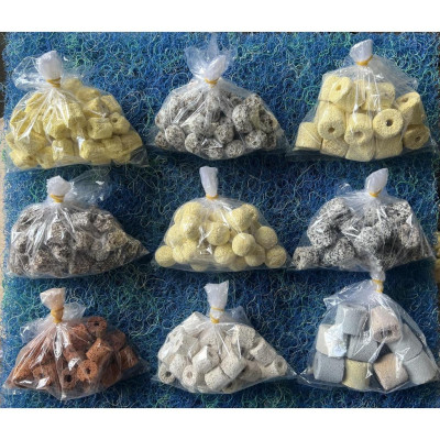 Combo 100g Combo 4 Loại Vật Liệu Lọc Hồ Cá: Than Hoạt Tính +Sứ Trắng 
+- San Hô+ Nham Thạch =100G