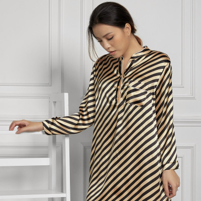 Đầm Ngủ Lụa Satin Cổ Trụ Tay Dài, Lệch Tà Maxivic, La Mộc - MM112110