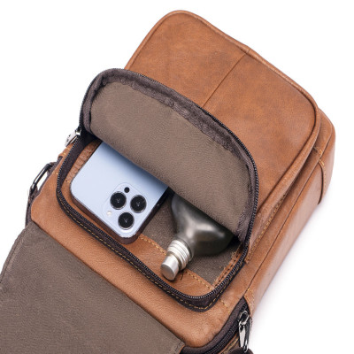 Túi đeo chéo nam DA BÒ THẬT – BEE GEE DCN9385