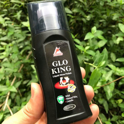 1 chai xi đánh giày Gloking, dạng lỏng dễ dàng ngấm sâu làm mềm và làm bóng da.