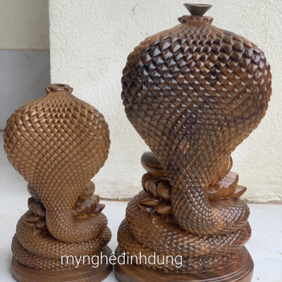 TƯỢNG THẦN RẮN BẢO VỆ ĐỨC PHẬT BẰNG GỖ BÁCH XANH THƠM NỨC KT CAO 20×11×10CM 