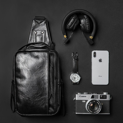 Túi đeo chéo nam phong cách mới – BEE GEE DCN9353