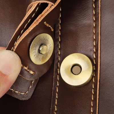 Túi đeo chéo nam DA BÒ THẬT – BEE GEE DCN9387